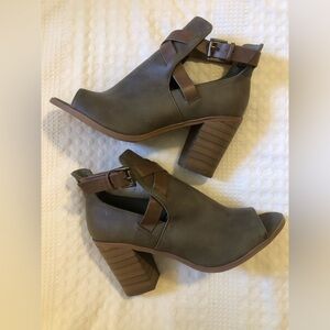 Soda Heeled Booties